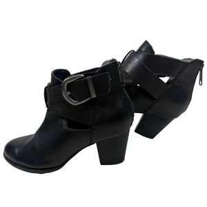 Vionic Rory Black Leather Bootie Sz 8 Cross Over Strap Buckle  Back Zipper